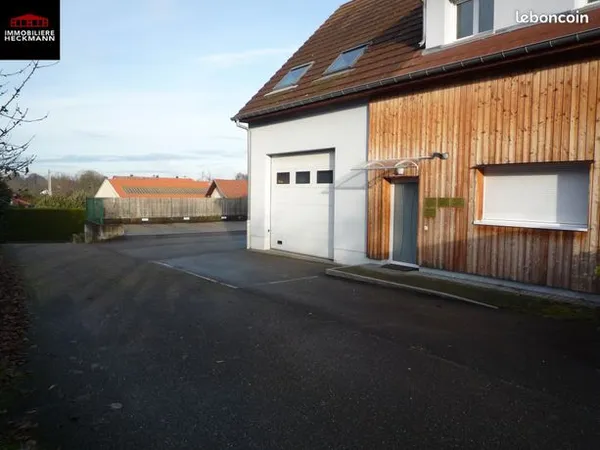 Local commercial 3 pièces 72 m² 