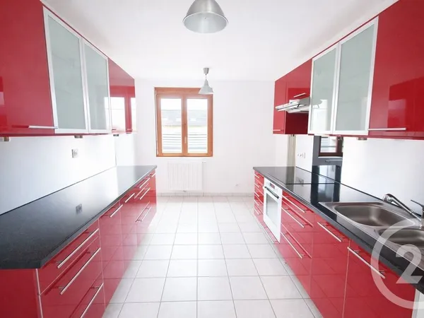 Appartement 4 pièces 80 m² 