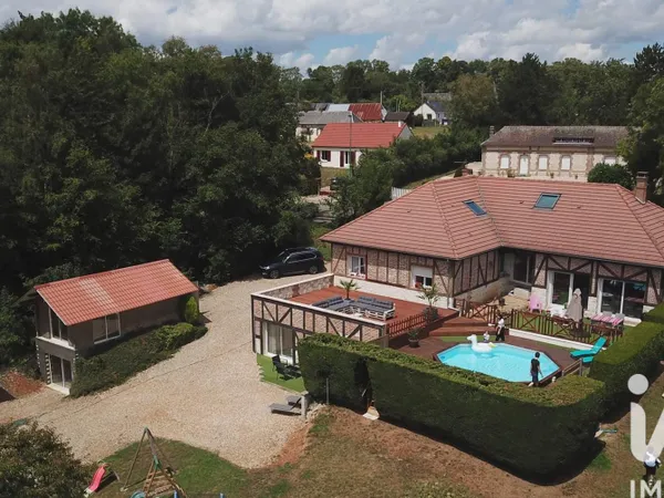 Maison 16 pièces 397 m² 