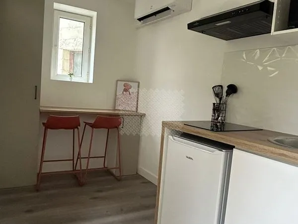 Studio 1 pièce 15 m² 