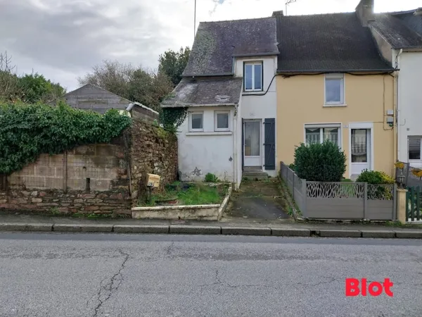 A VENDRE CHEZ BLOT IMMOBILIER BAIN DE BRETAGNE - MAISON 2 CHAMBRES - JARDIN - ST NICOLAS DE REDON 