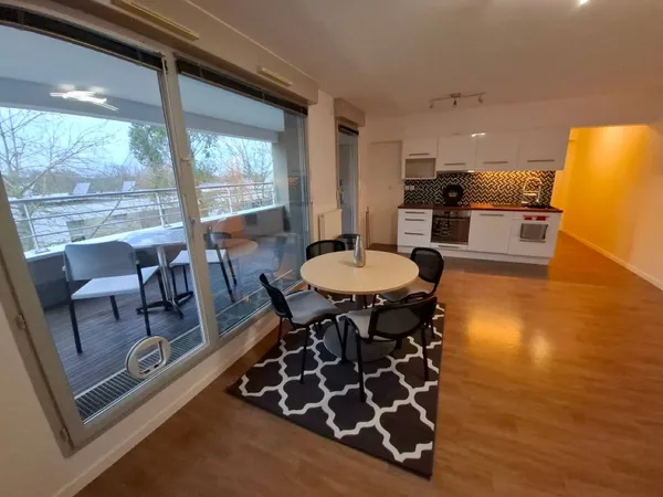 Appartement meublé T3 à louer St Joseph de Porterie 
