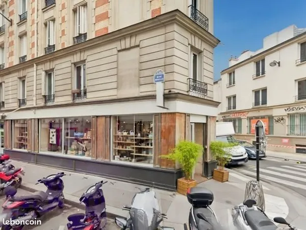 Boutique 220 m² 