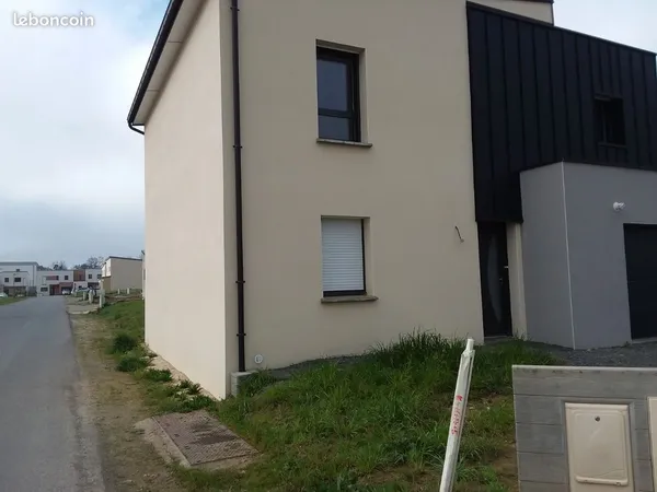 Vends belle maison neuve à Breal sur Montfort 
