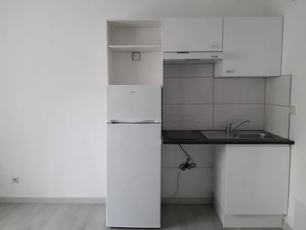Studio 1 pièce 22 m² 