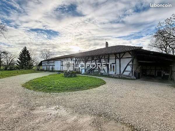 Propriété 4 pièces 115 m² 