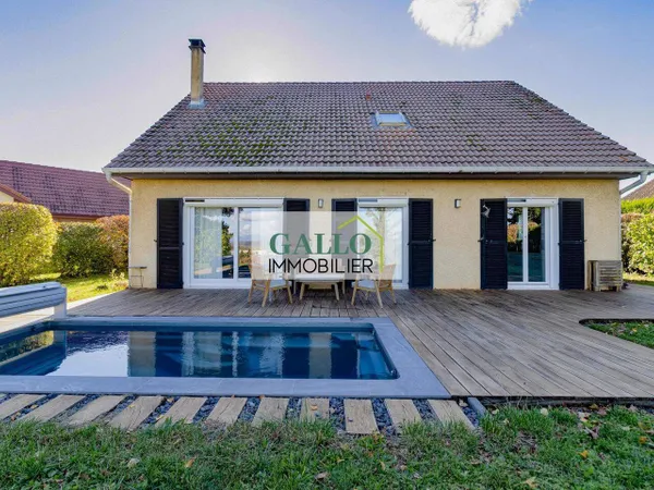 Maison 5 pièces 142 m² 
