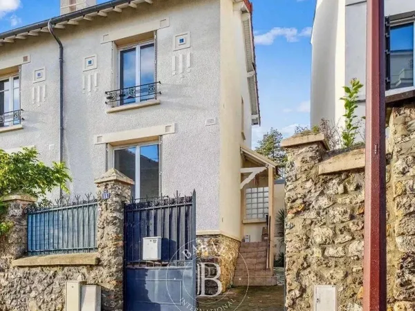 Maison de ville 4 pièces 75 m² 