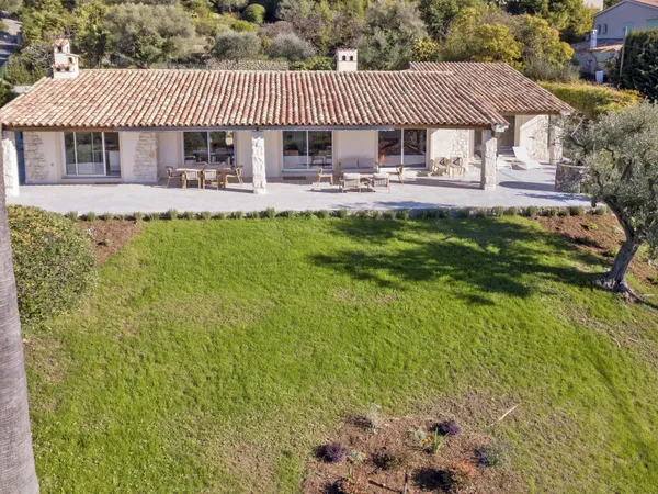 Maison 7 pièces 280 m² 