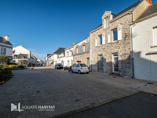 HYPERCENTRE - MAISON EN PIERRE RENOVEE - 135 M² 