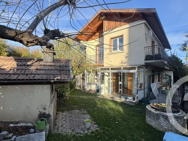 Maison 5 pièces 96 m² 