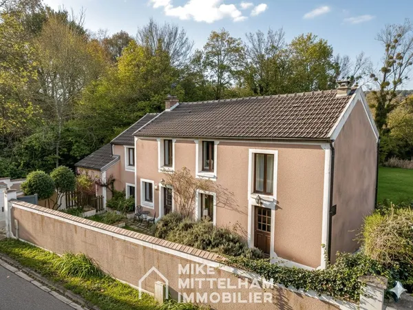 Maison 6 pièces 150 m² 