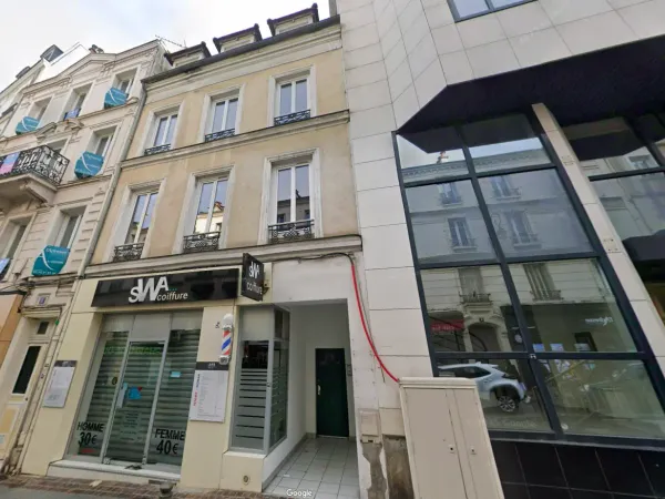 À LOUER - Locaux de bureaux 141 m² - Suresnes 