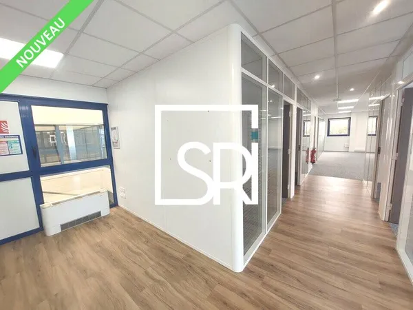 Bureau 120 m² 