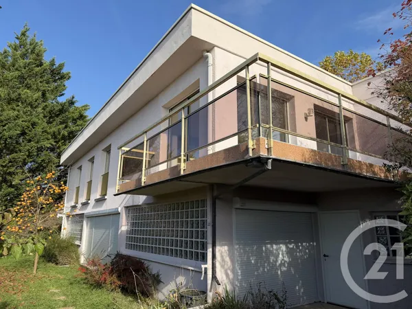 Maison 5 pièces 180 m² 