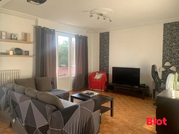 A LOUER - Appartement meublé 