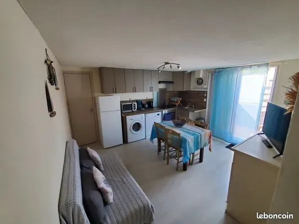 Appartement T3 meublé à louer 200m plage Sainte-Marie-la-Mer 