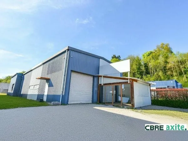 Local d'activité 350 m² 