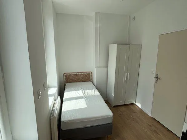 Studio meublé 