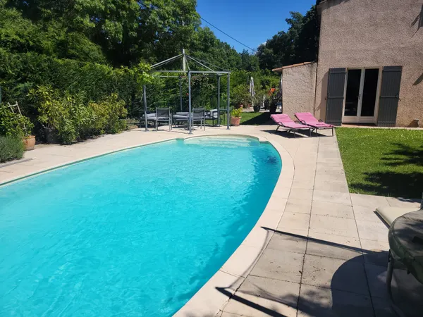 Vends maison Aix en Provence 