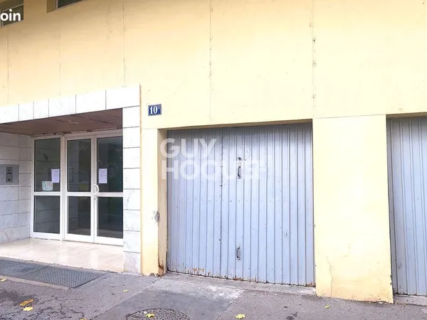 Parking/box 15 m² METZ 