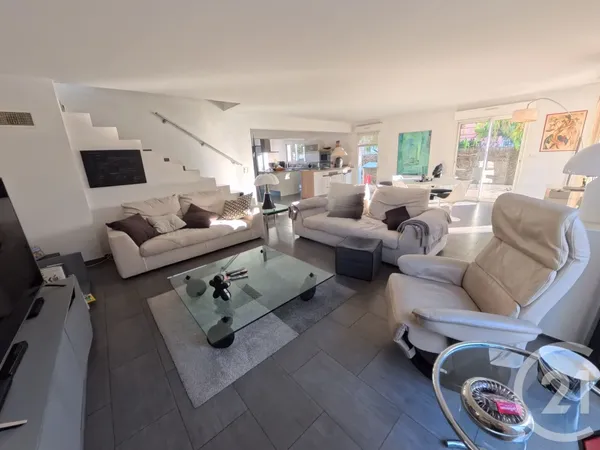 Maison 4 pièces 140 m² 