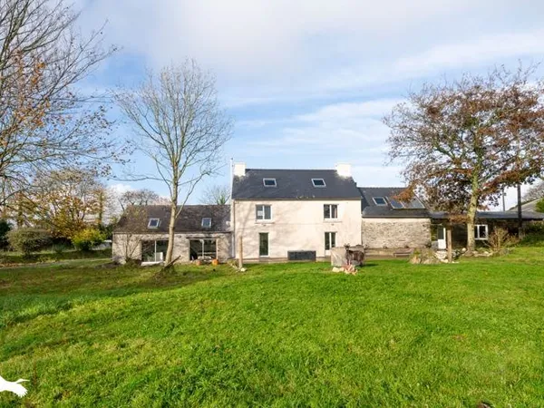 Corps de ferme 8 pièces 185 m² 