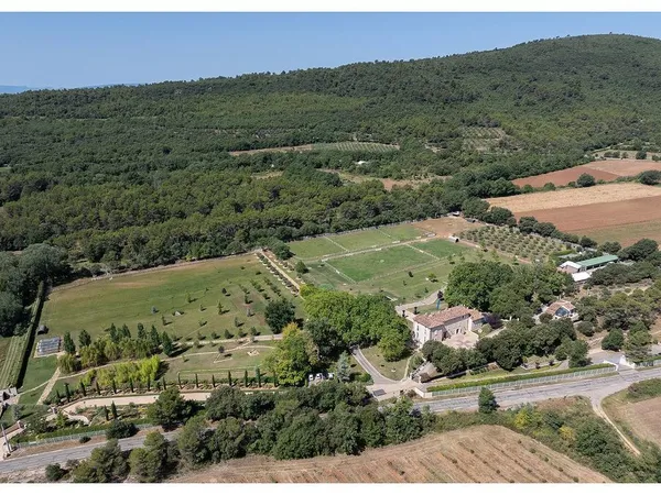 Domaine équestre d'exception ! 