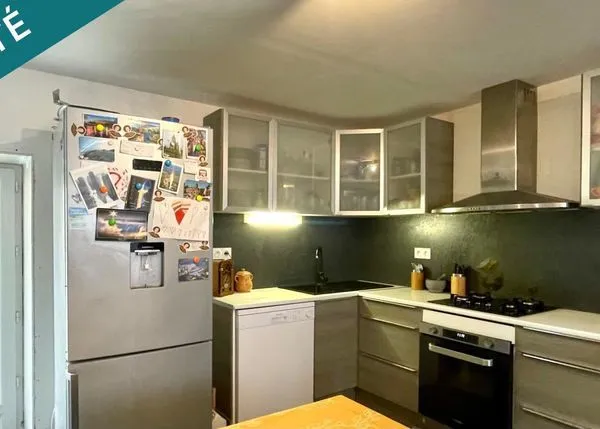 Fermette en cours de rénovation. Un beau potentiel 