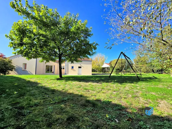 Maison de plain-pied 4 pièces 90 m² 