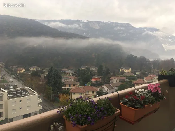 Bel appartement T4 lumineux avec une vue impressionnante 