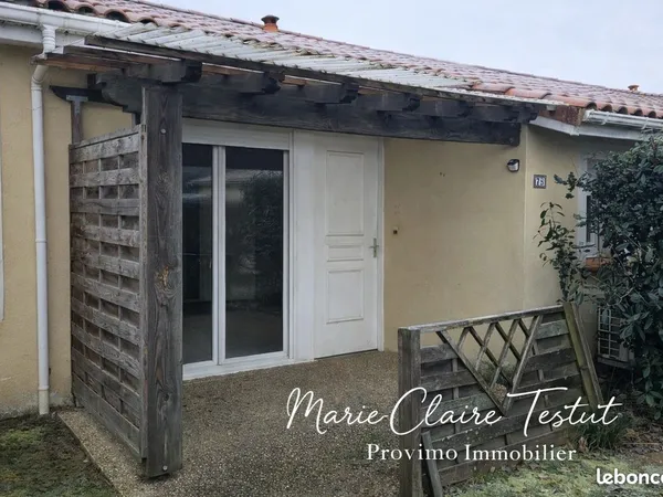 Studio 1 pièce 31 m² 
