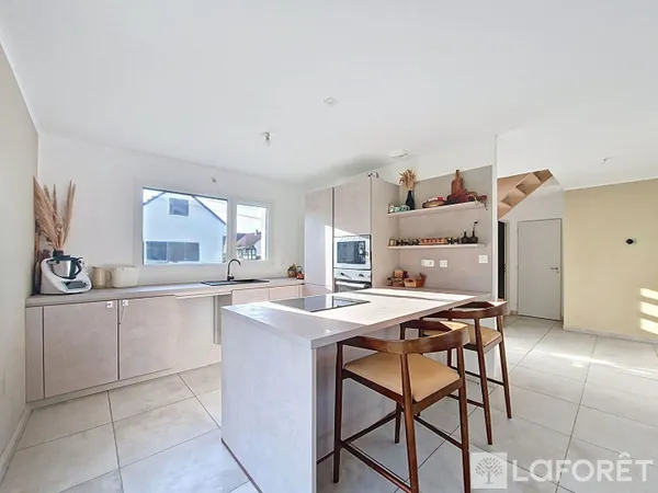 Maison 4 pièces 122 m² 