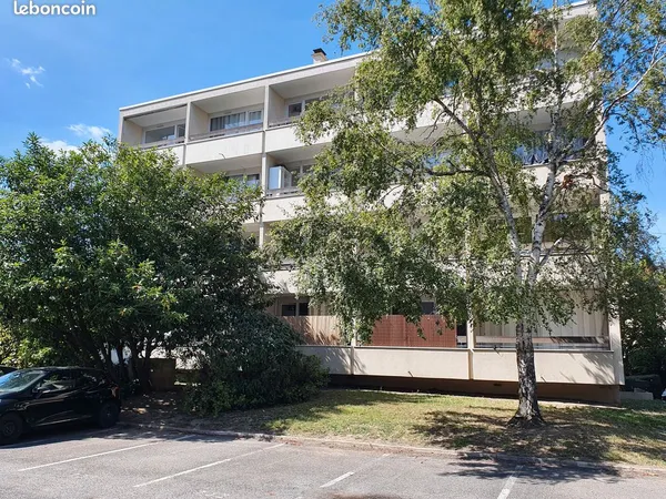 Appartement 2 pièces 50m² avec balcon 