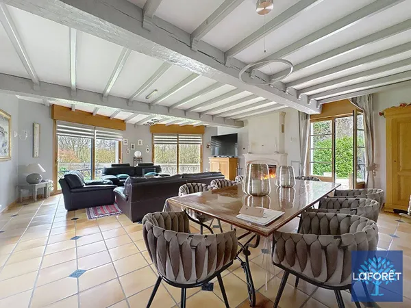Maison 8 pièces 