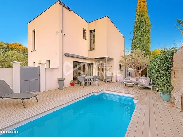 Villa 5 pièces 135 m² 