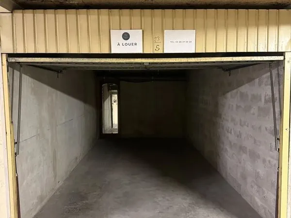 Parking/Garage/Box 17 m² 