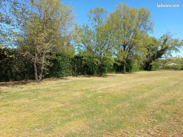 Terrain 2774 m² Campsas 