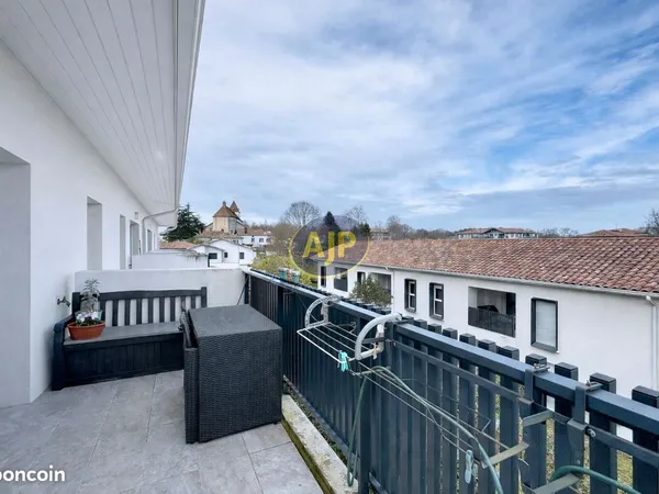 Appartement 4 pièces 76 m² 