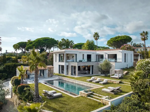 Super Cannes - Villa contemporaine neuve - 5 suites - Vue mer panoramique & piscine à 