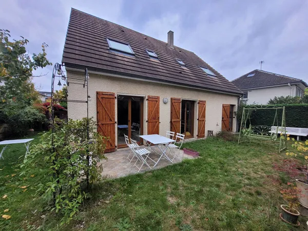 Maison 5 pièces 106 m² 