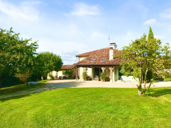 Maison 8 pièces 180 m² 