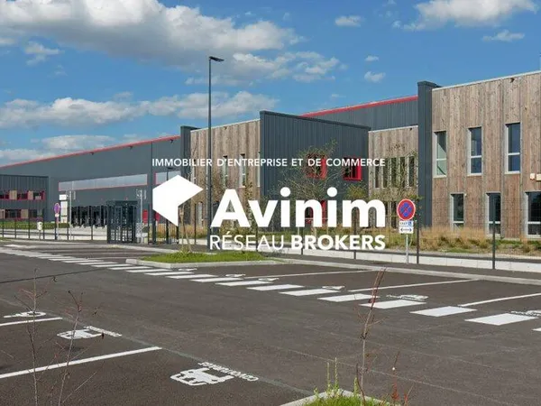 Entrepôt 6400 m² 