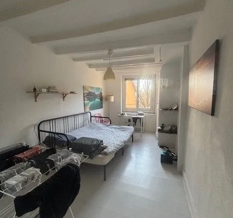 Studio 1 pièce 24 m² 