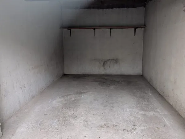 Garage fermé au Neudorf 