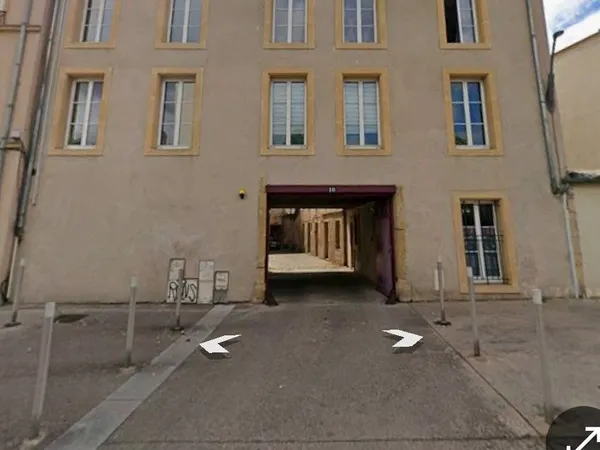 Loue F2 bis 50m2 