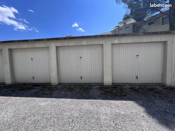 Garage/box Aubenas 