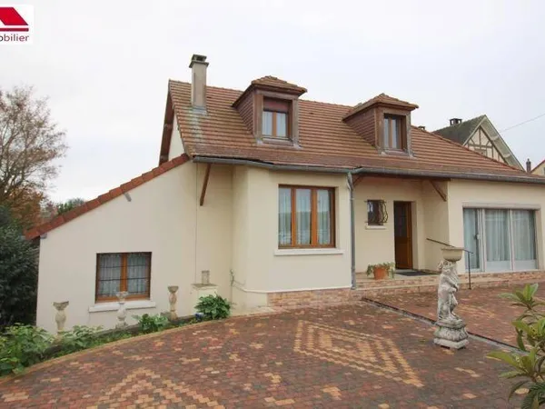 Maison 8 pièces 212 m² 
