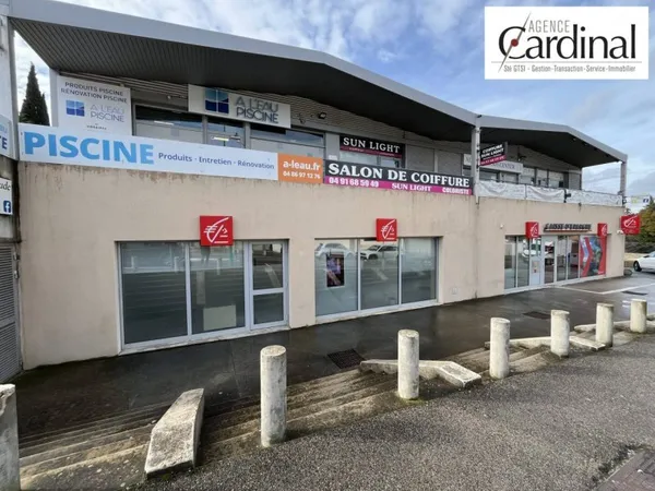 Local commercial 70 m²