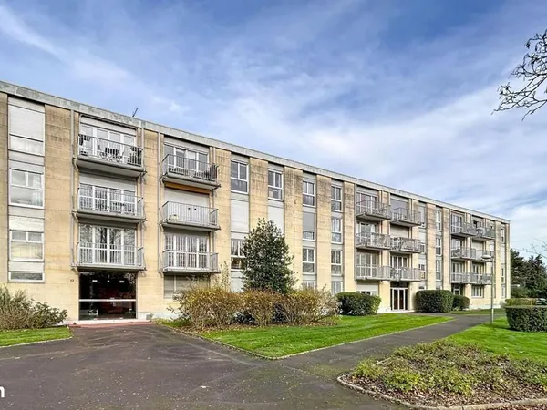 Appartement 4 pièces 74 m² 